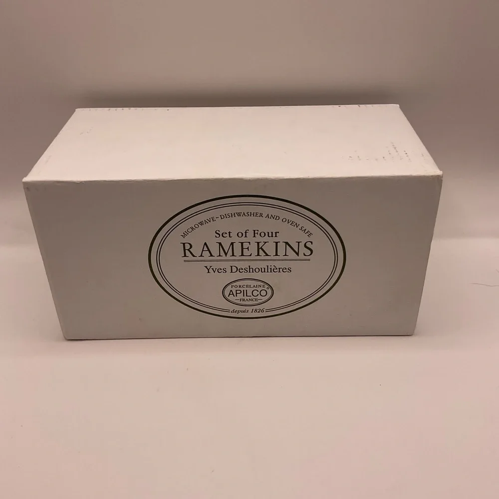 Ramekins NWT set of 4 Microwave/Oven Safe White Serving Bowl/Dishes Party Family
